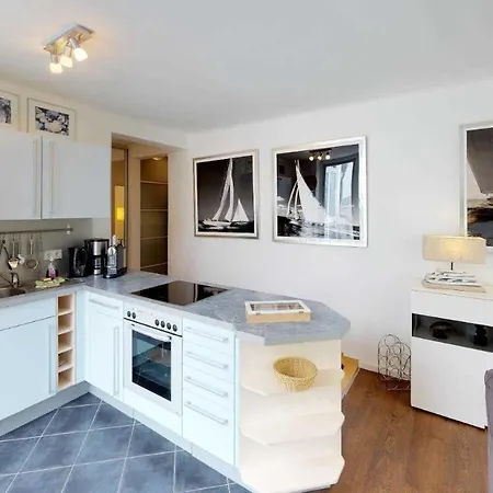 Sonnenbad Nr 06 Mit Maritimen Flair Apartment